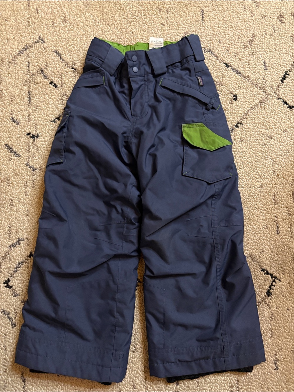 Patagonia snow pants  xs 5/6 t GUC